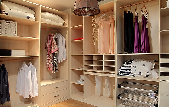 利用(yong)純堿去除衣櫥(chú)的臭味