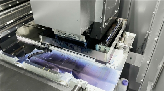 直(zhi)噴數碼印花機如(rú)何抽取廢墨?