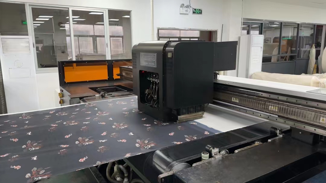 數碼(ma)印花打印出現重(zhòng)疊不均勻如何解(jie)決?