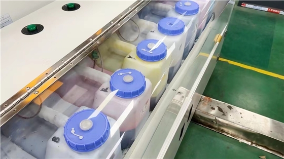 如何判(pàn)斷數碼印花(huā)機墨水是否(fou)适合高溫環(huán)境?